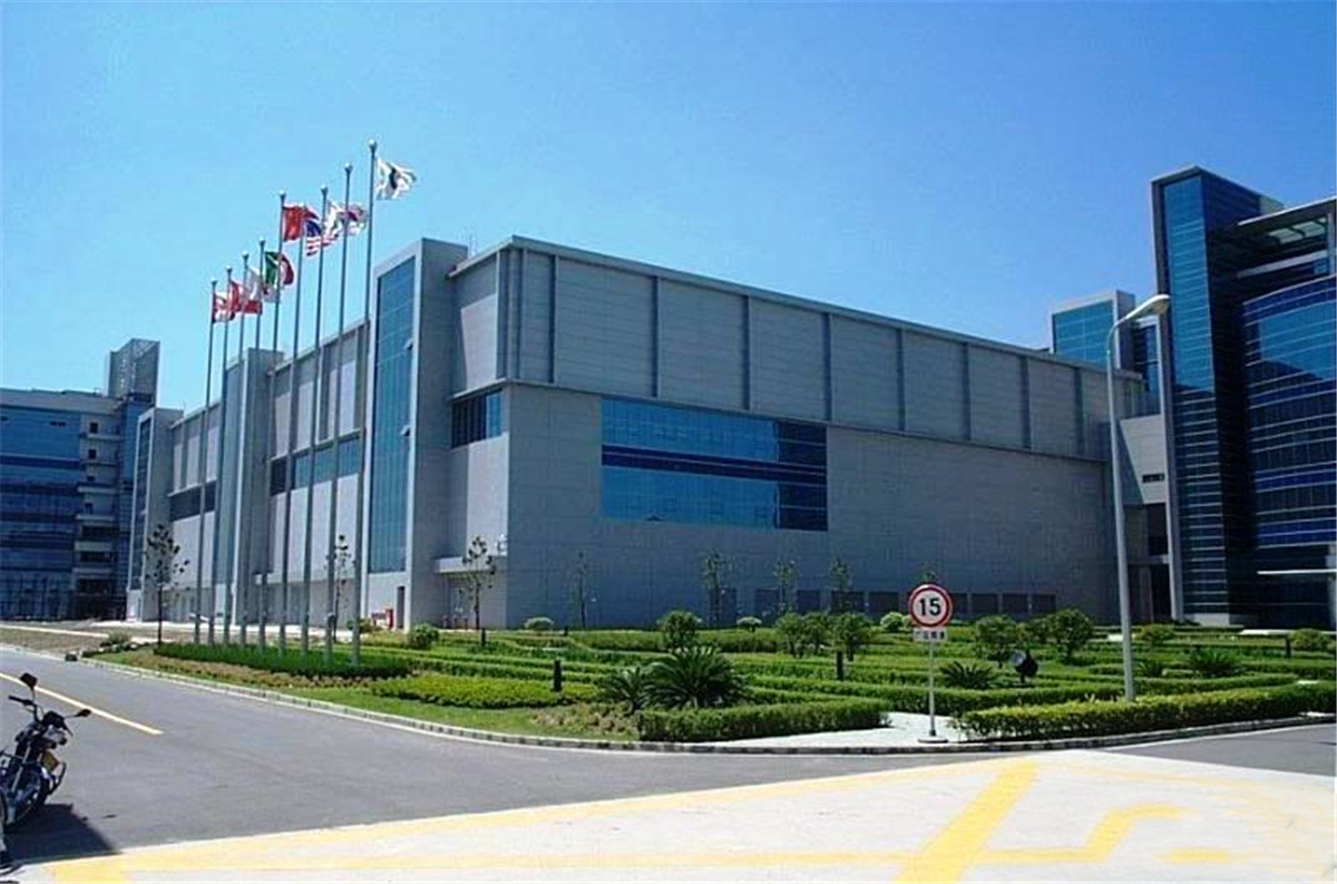 华立饰板助力中芯国际浙江3万平方米工厂快速竣工投产